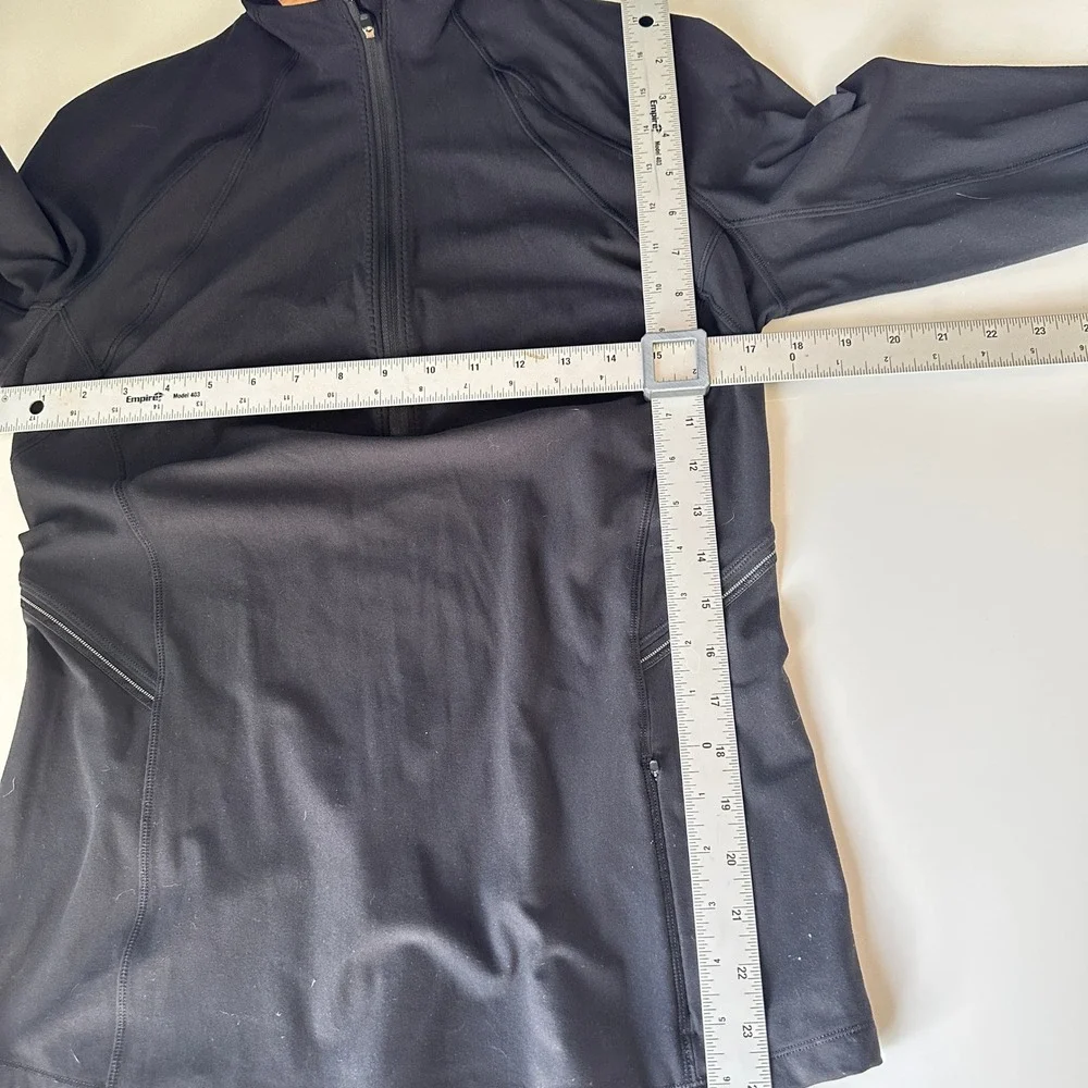 Lululemon Fresh Track Black Half Zip Long Sleeve Pullover Athleisure‎ Size 10